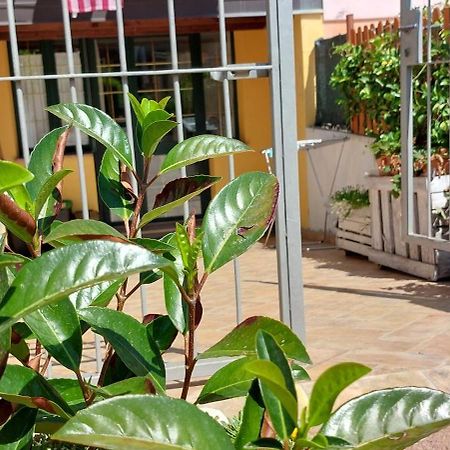 Casa Vacanze Laura Tortolì Екстериор снимка
